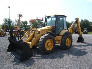 KOMATSU WB 150 PS-2 tłoki i pierścienie